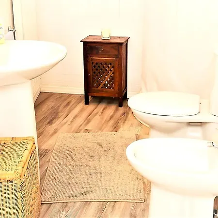 2 Bedrooms With View Private Pool And Jacuzzi At Castelplanio