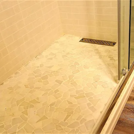 2 Bedrooms With View Private Pool And Jacuzzi At * Castelplanio